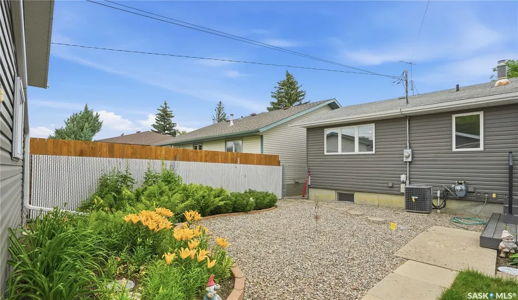 705 Main Street Rosetown SK S0L 2V0