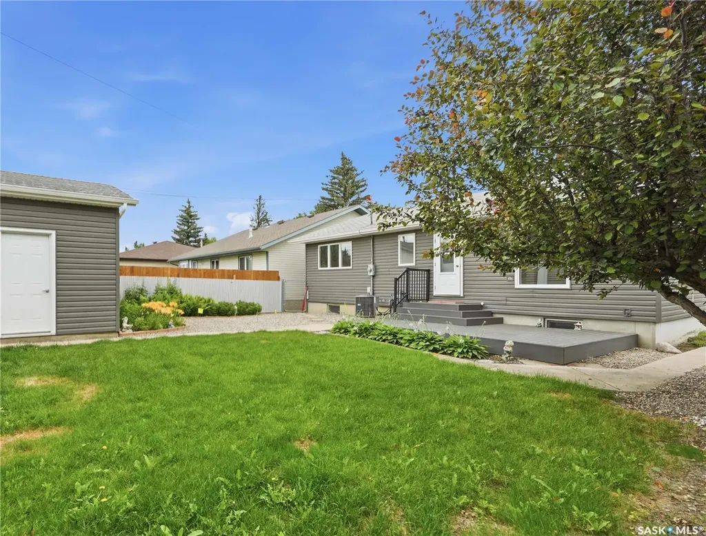 705 Main Street Rosetown SK S0L 2V0