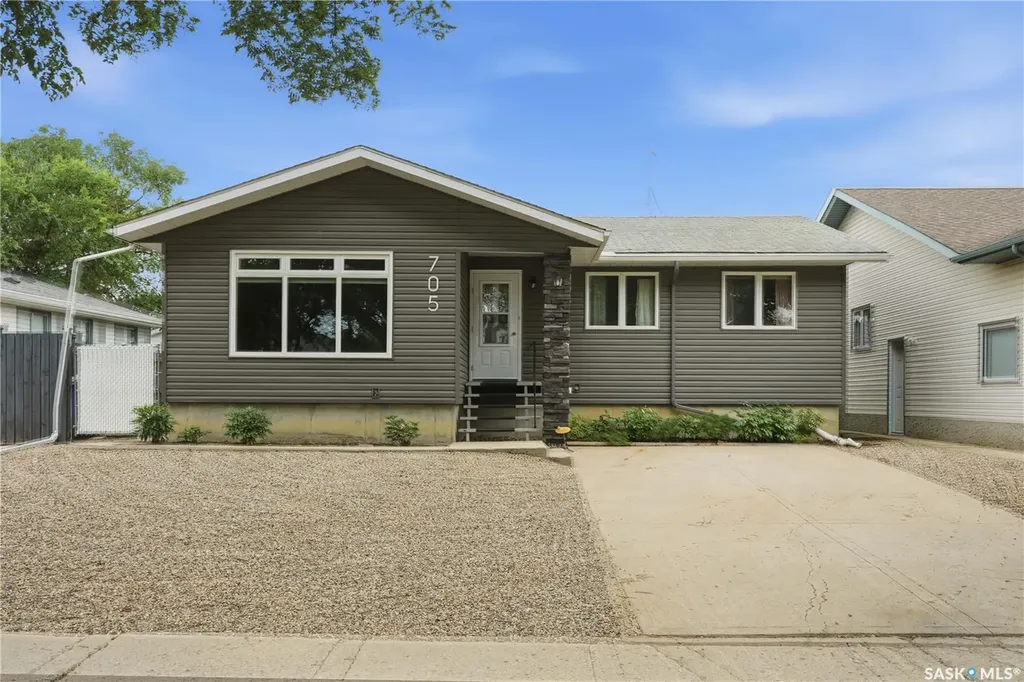 705 Main Street Rosetown SK S0L 2V0