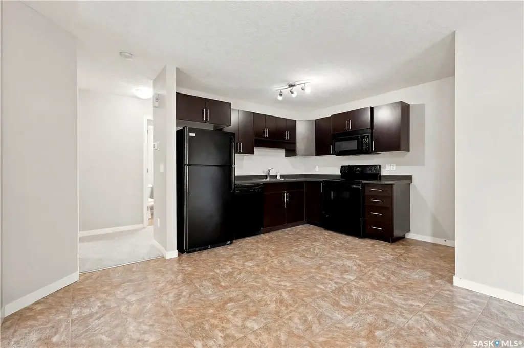 5533 Blake Crescent Regina SK S4X 0J1