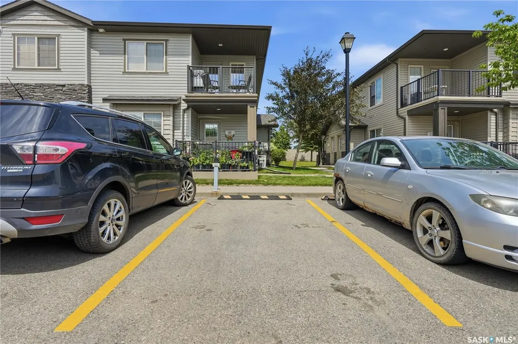 5533 Blake Crescent Regina SK S4X 0J1