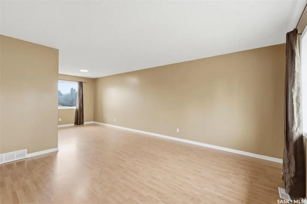 210 Laval Crescent Saskatoon SK S7H 4N7