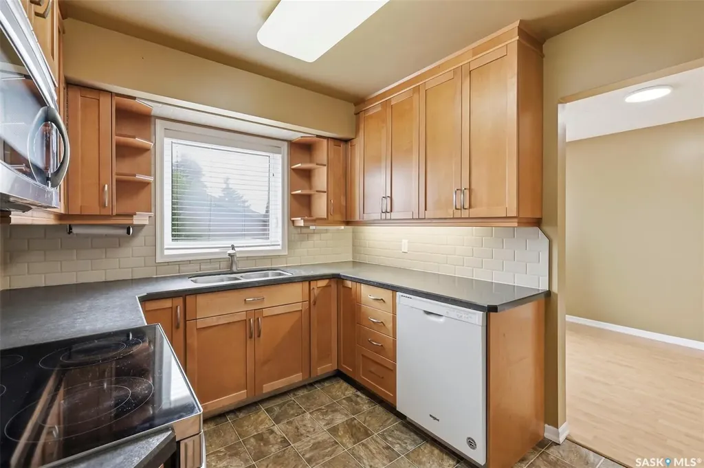 210 Laval Crescent Saskatoon SK S7H 4N7