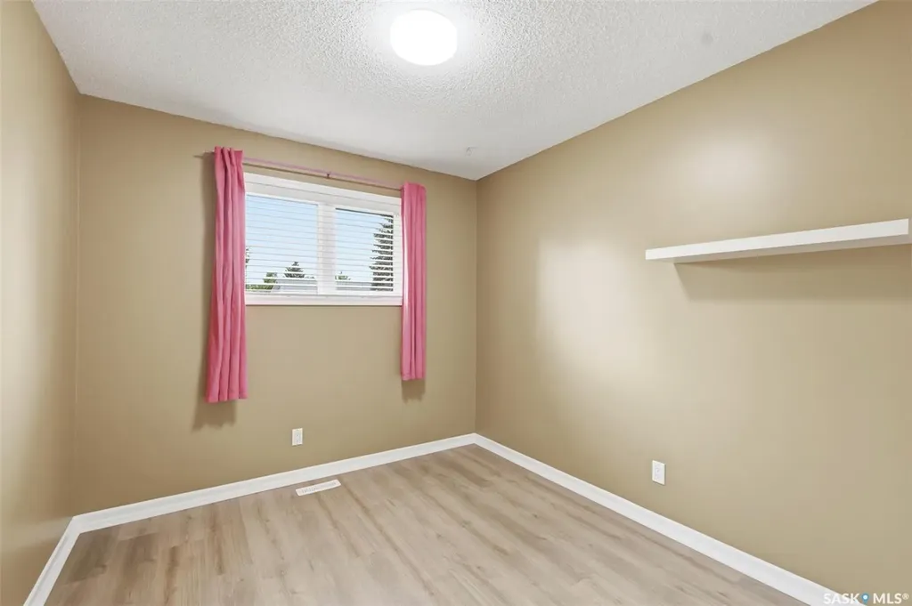 210 Laval Crescent Saskatoon SK S7H 4N7