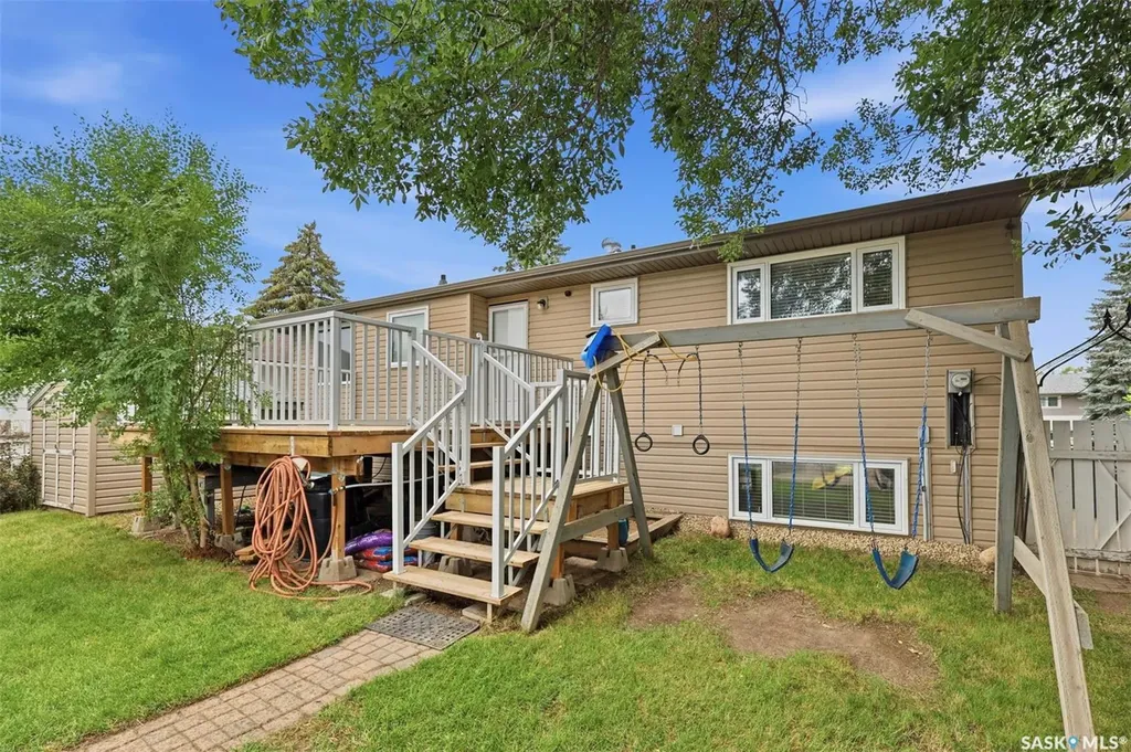 210 Laval Crescent Saskatoon SK S7H 4N7
