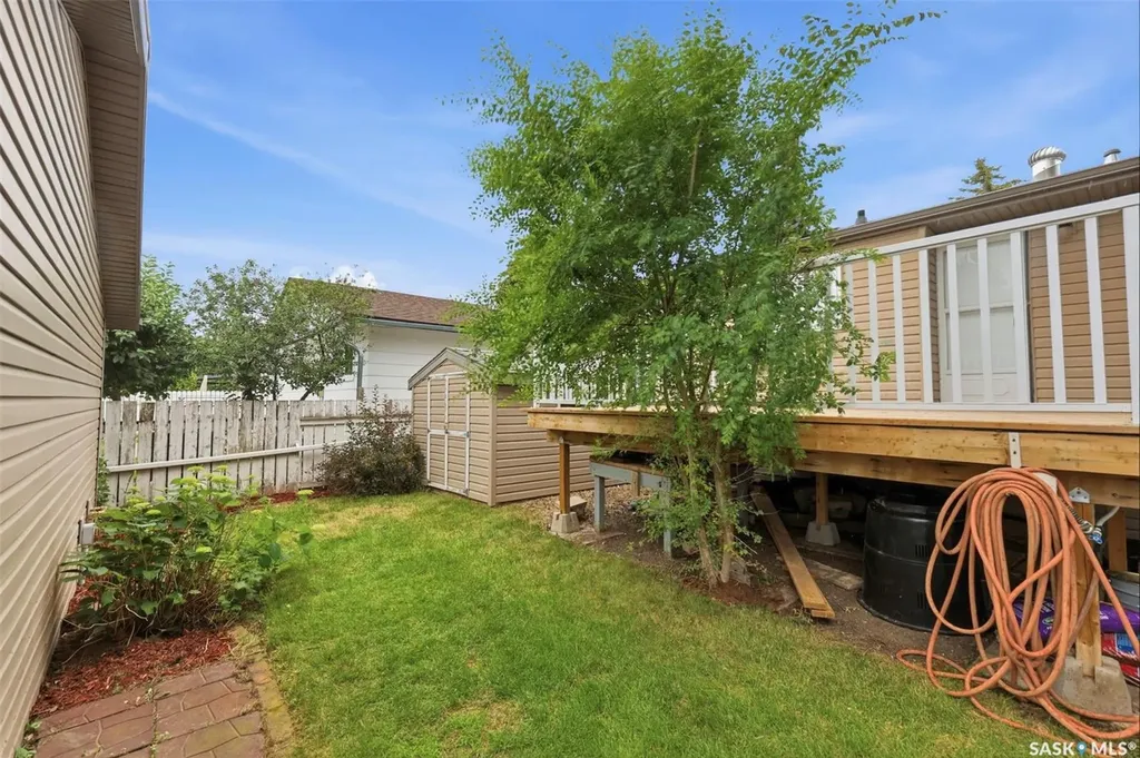 210 Laval Crescent Saskatoon SK S7H 4N7