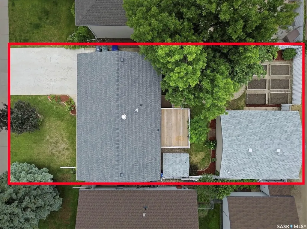 210 Laval Crescent Saskatoon SK S7H 4N7