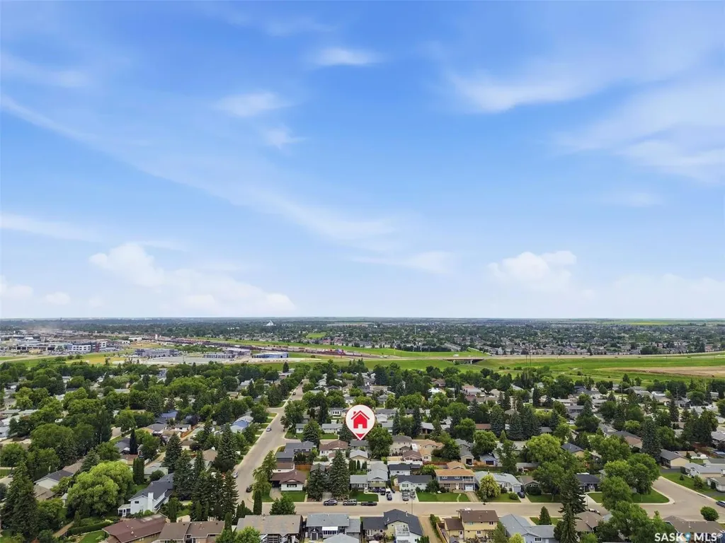 210 Laval Crescent Saskatoon SK S7H 4N7
