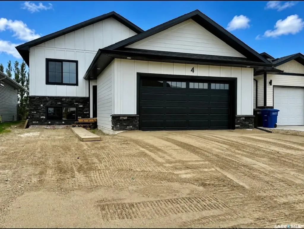 4 Aspen Place Humboldt SK S0K 2A0