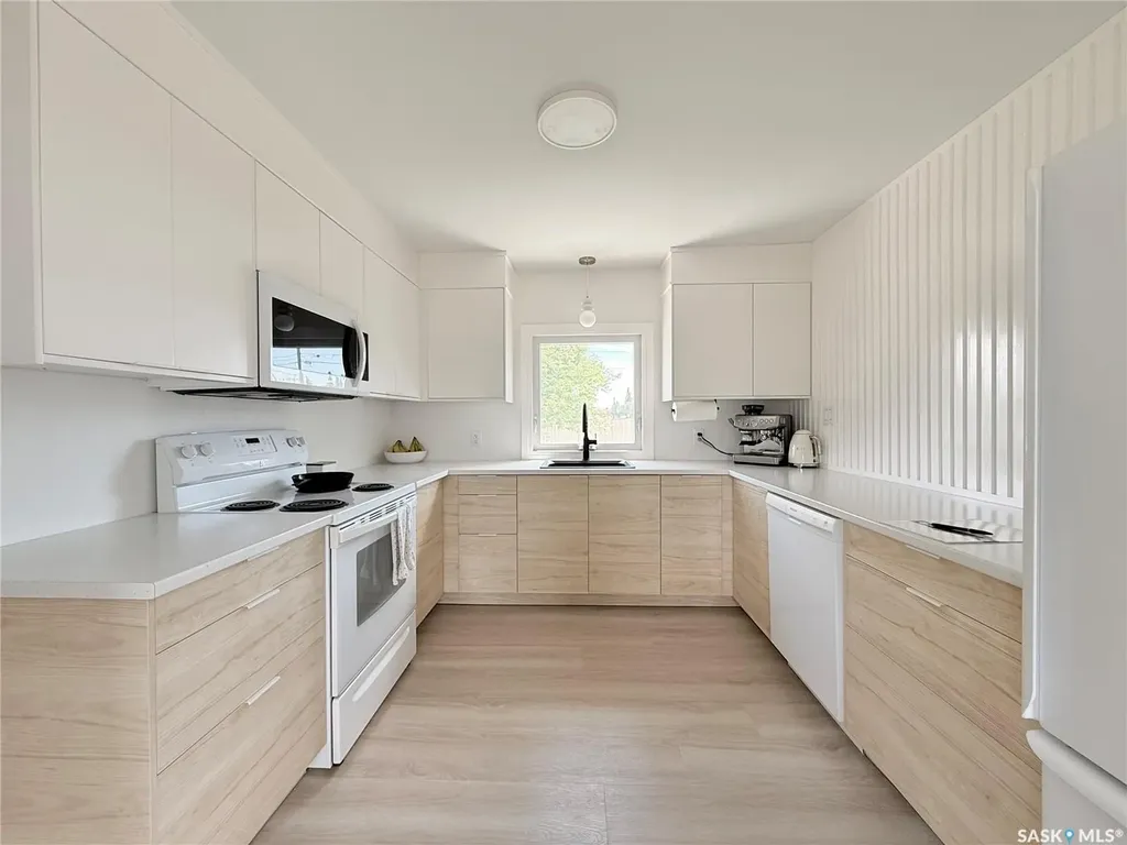 415 Park Avenue Outlook SK S0L 2N0