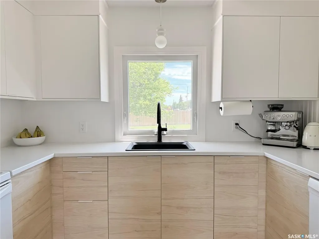 415 Park Avenue Outlook SK S0L 2N0