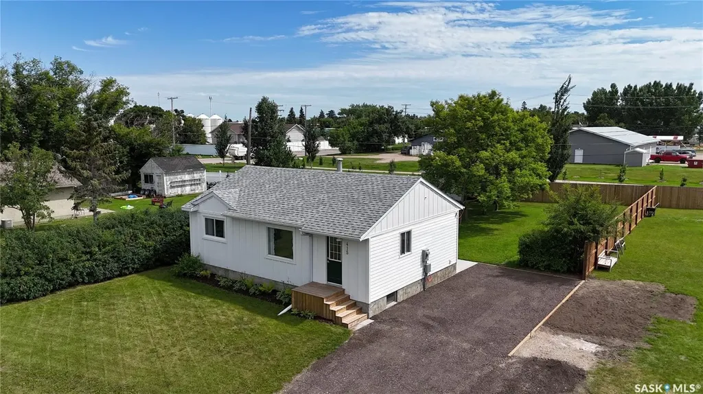 415 Park Avenue Outlook SK S0L 2N0