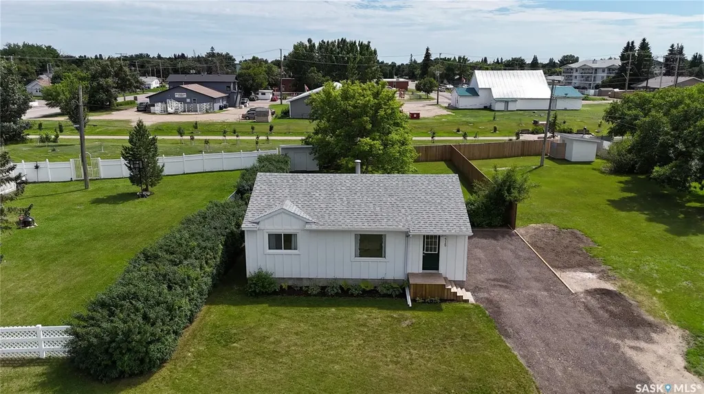 415 Park Avenue Outlook SK S0L 2N0