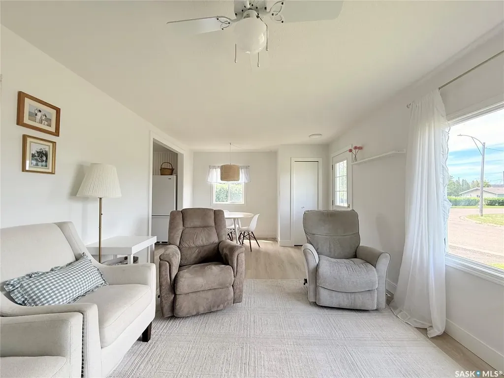 415 Park Avenue Outlook SK S0L 2N0