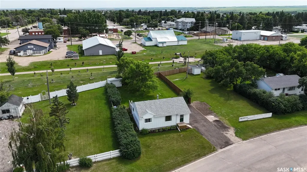 415 Park Avenue Outlook SK S0L 2N0