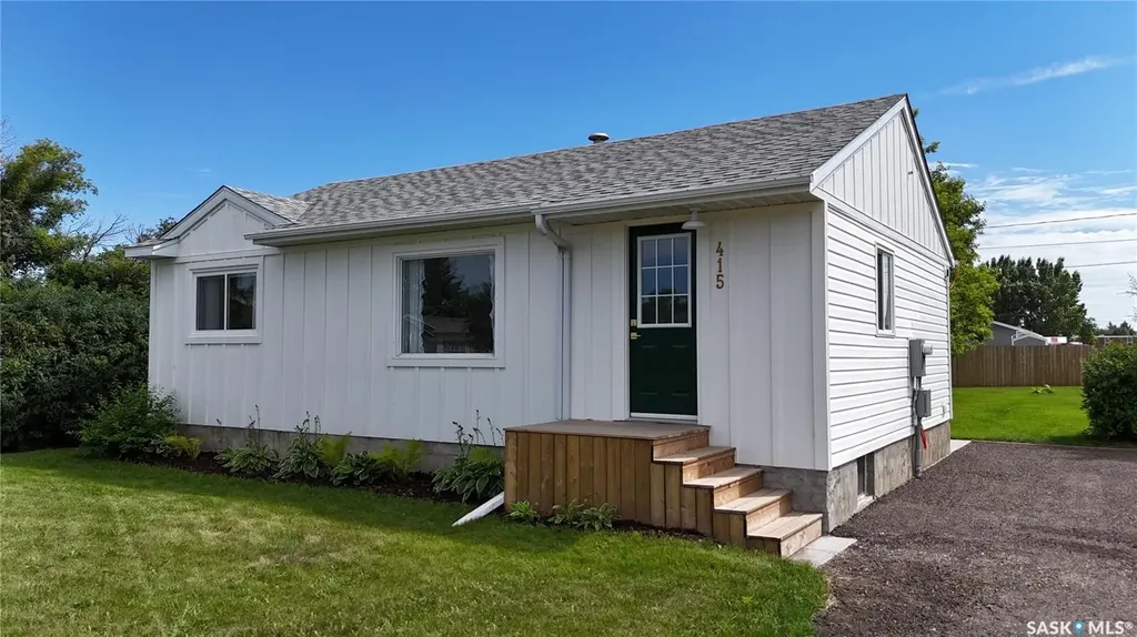 415 Park Avenue Outlook SK S0L 2N0