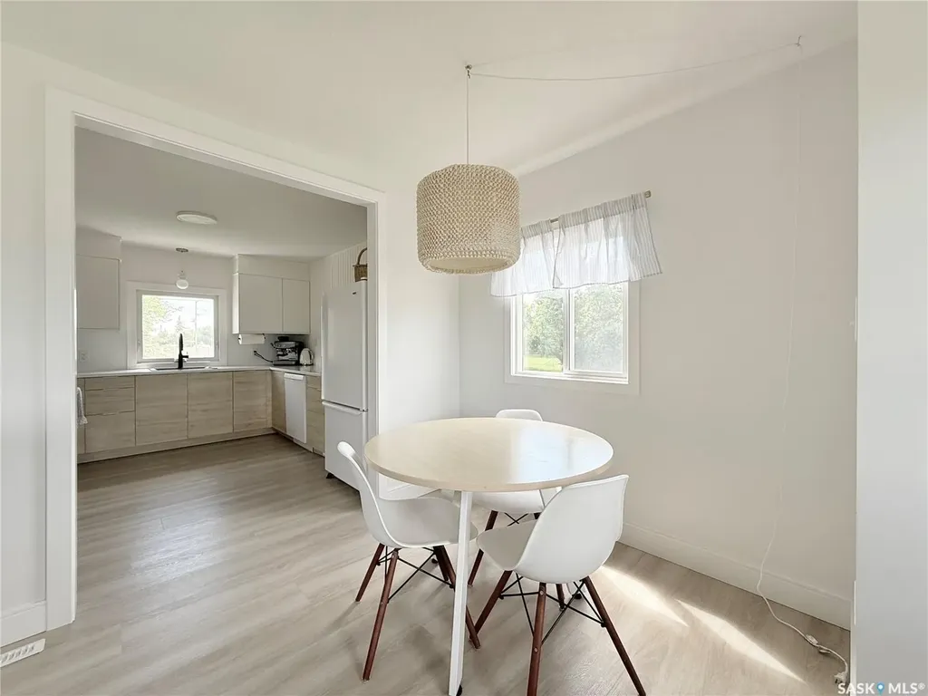 415 Park Avenue Outlook SK S0L 2N0