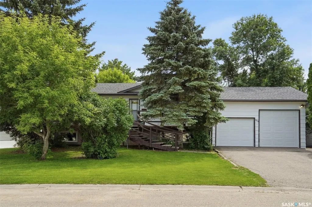 309 2nd Avenue W Watrous SK S0K 4T0