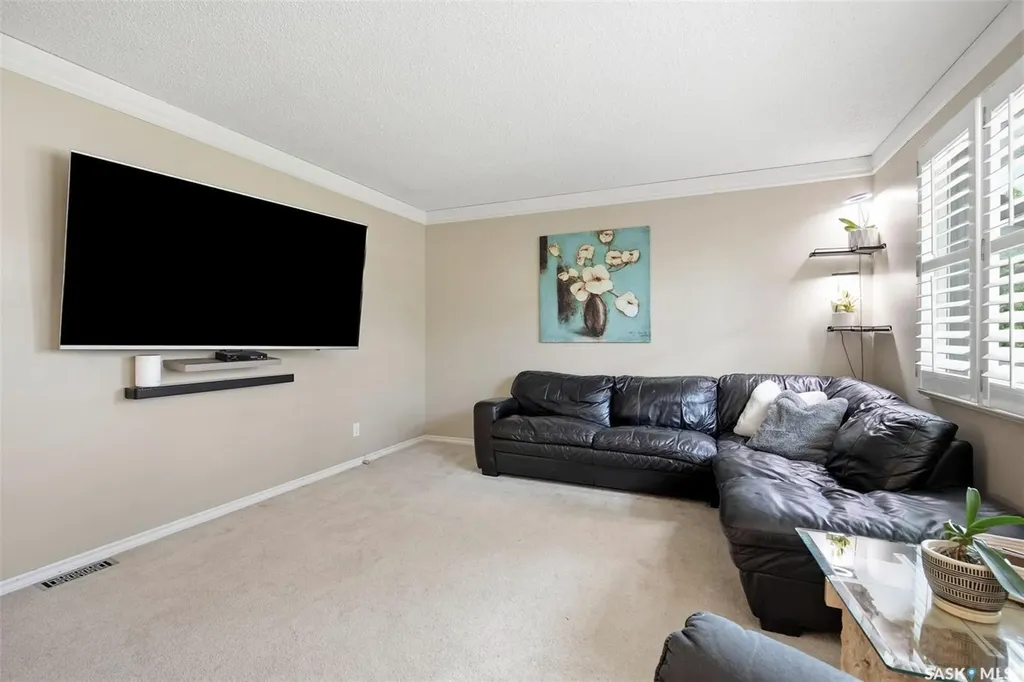 309 2nd Avenue W Watrous SK S0K 4T0
