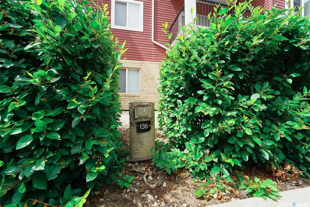150 Pawlychenko Lane Saskatoon SK S7V 0B4