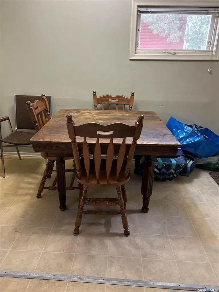 1324 Hochelaga Street W Moose Jaw SK S6H 3A8
