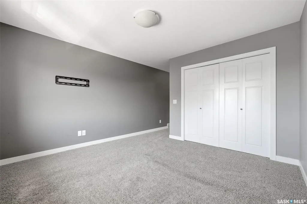 4203 Green Apple Drive E Regina SK S4V 1M6