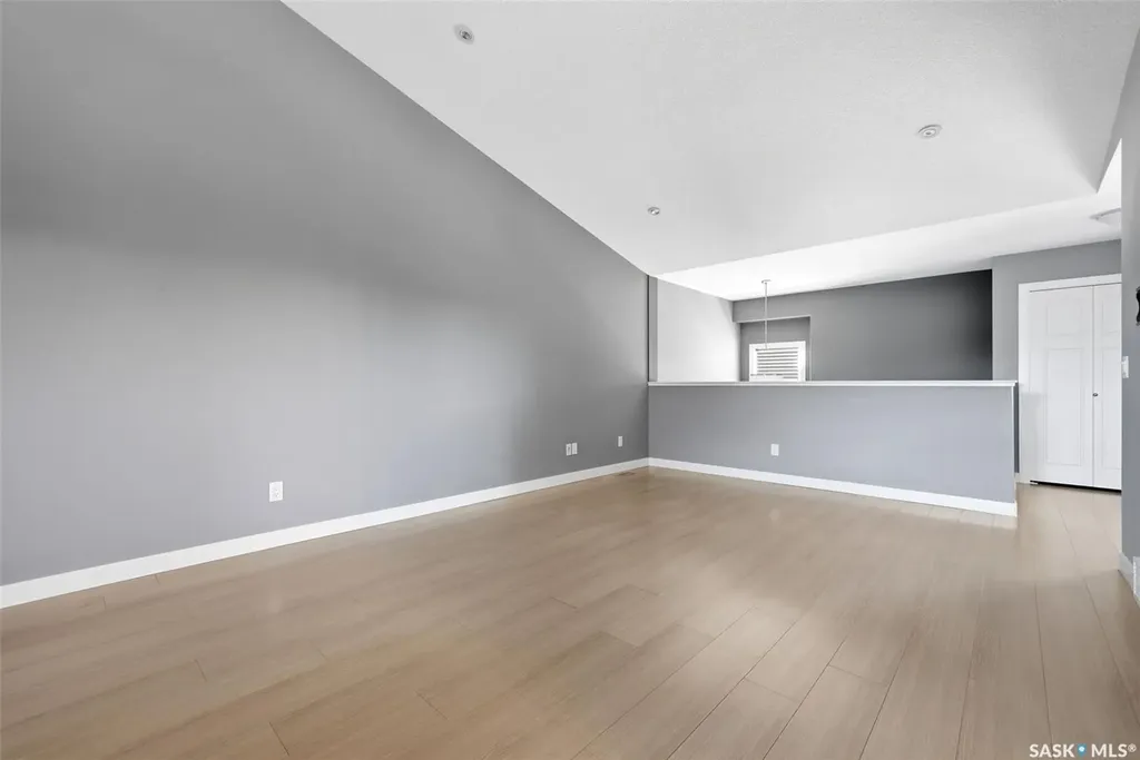 4203 Green Apple Drive E Regina SK S4V 1M6