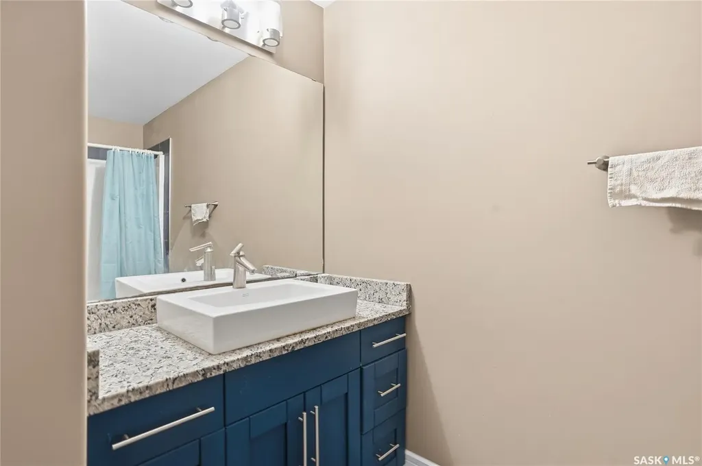 242 Pohorecky Street Saskatoon SK S7W 0J3