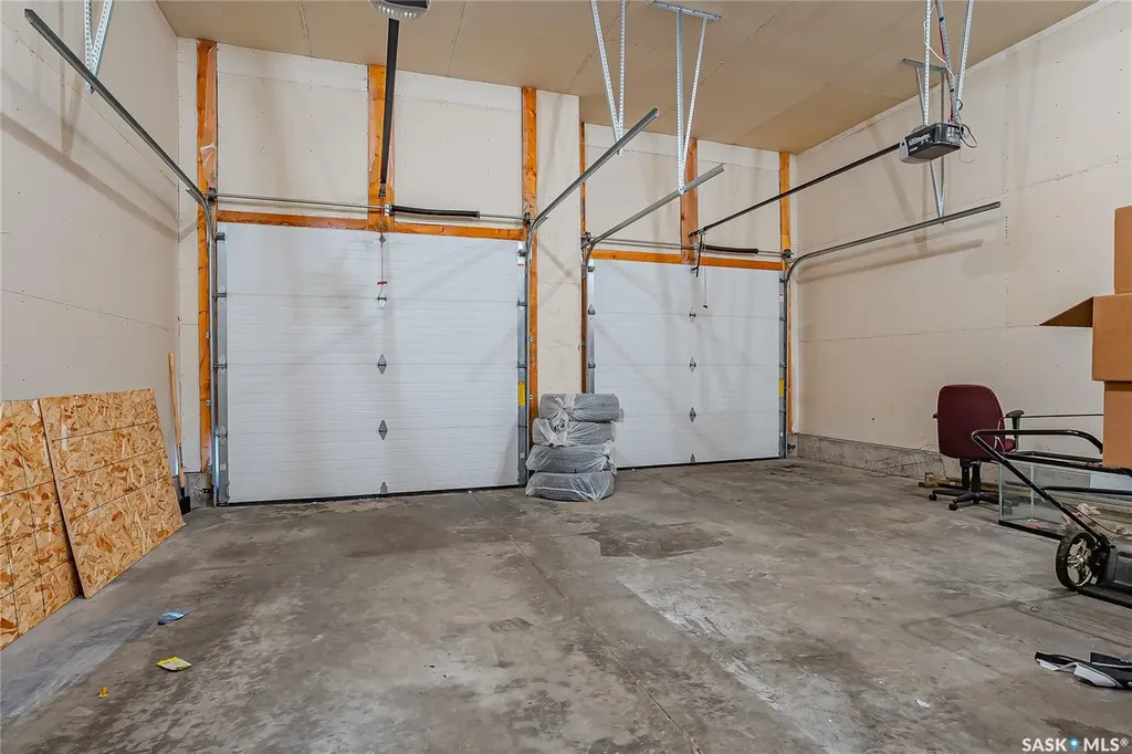 242 Pohorecky Street Saskatoon SK S7W 0J3