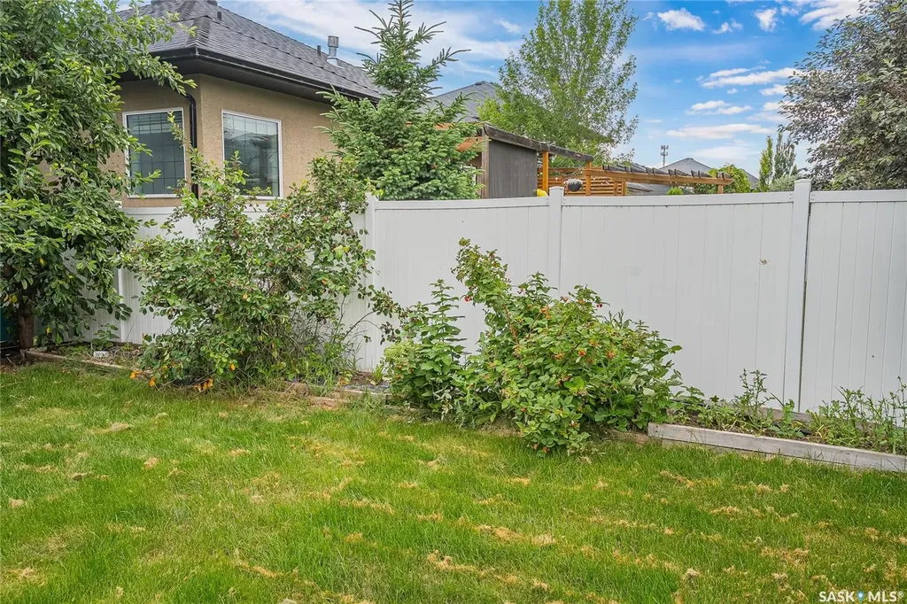 242 Pohorecky Street Saskatoon SK S7W 0J3