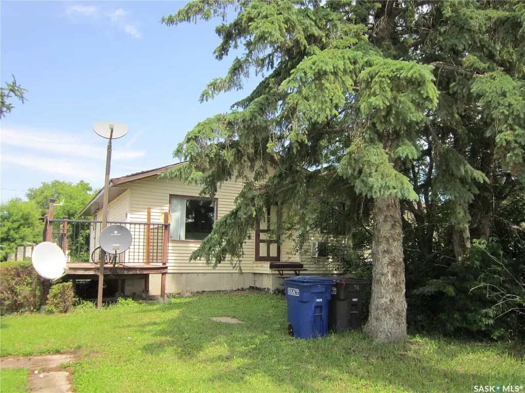 316 4th Street S Wakaw SK S0K 4P0
