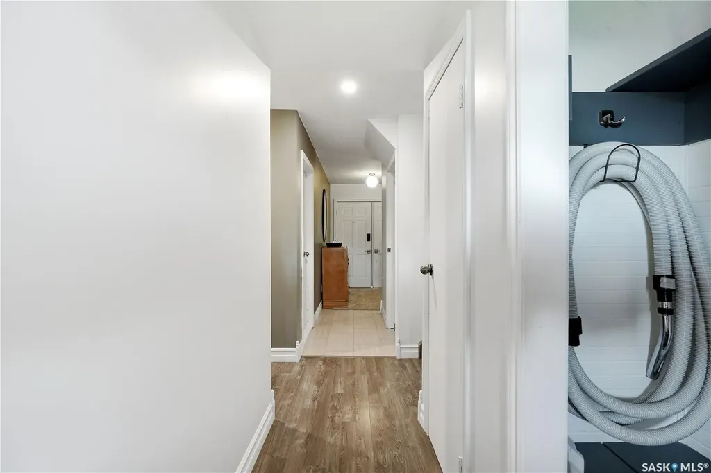 346 Highbury Terrace Saskatoon SK S7H 4X8