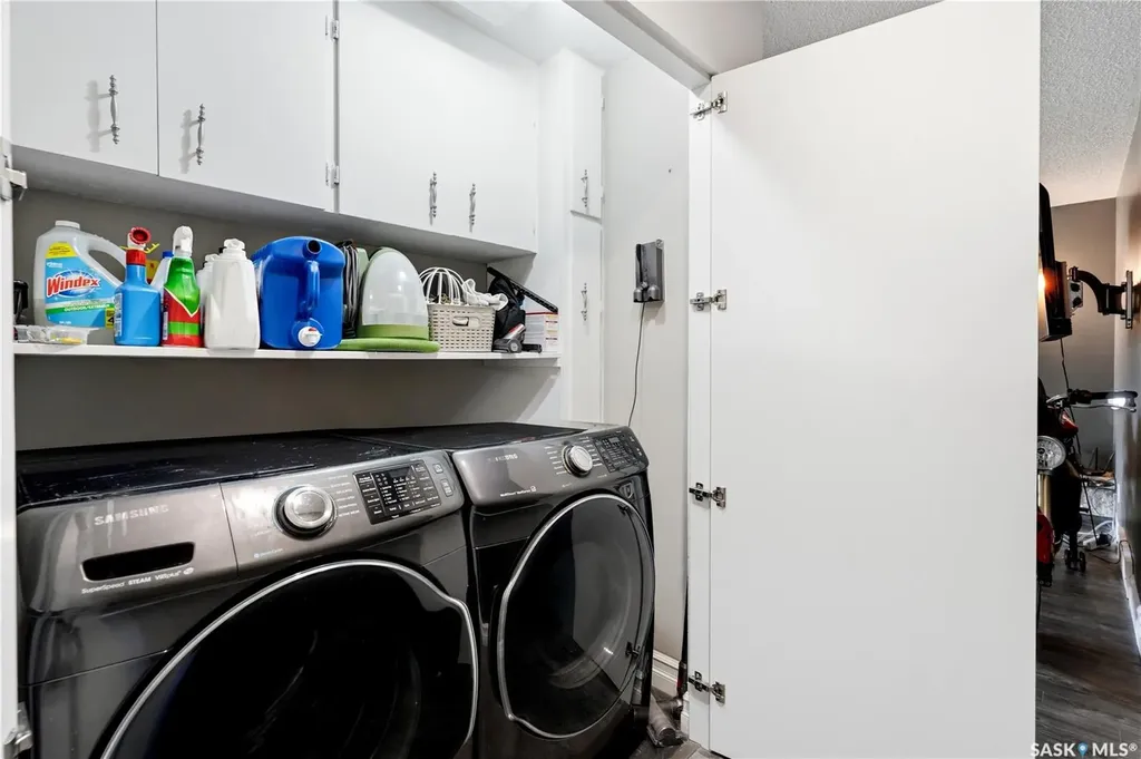 346 Highbury Terrace Saskatoon SK S7H 4X8