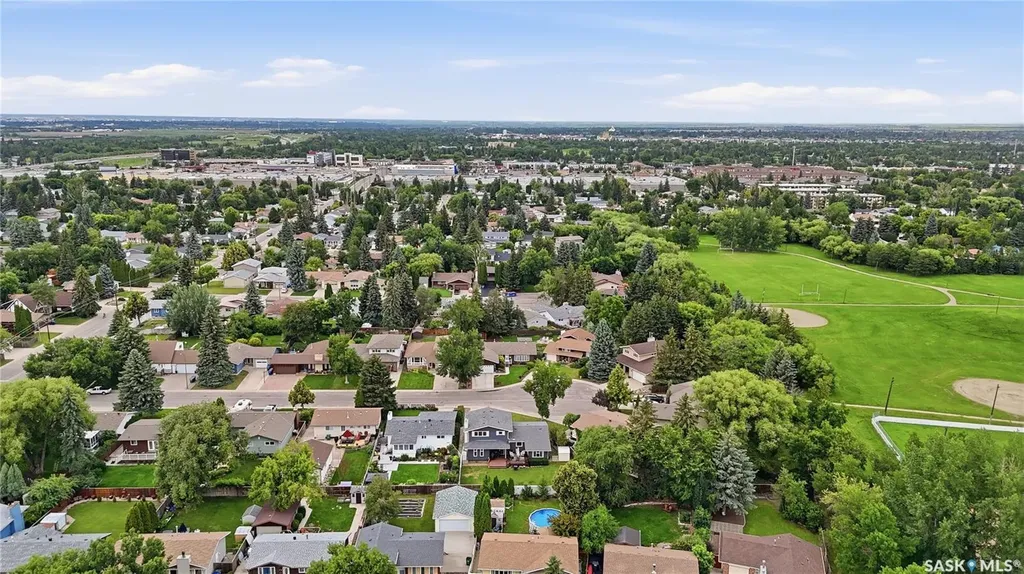 346 Highbury Terrace Saskatoon SK S7H 4X8
