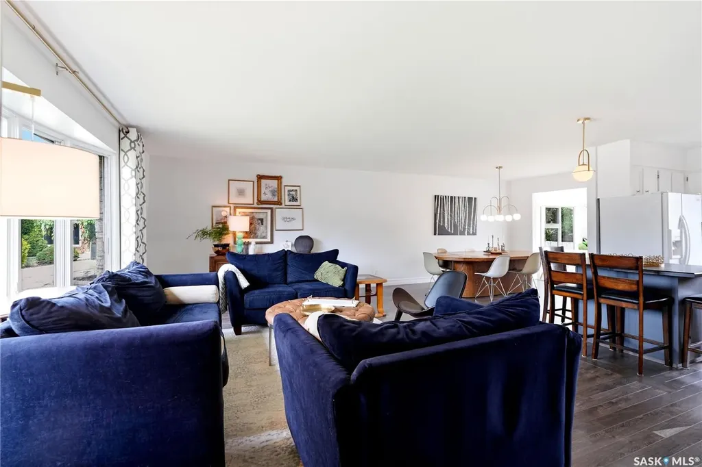 346 Highbury Terrace Saskatoon SK S7H 4X8