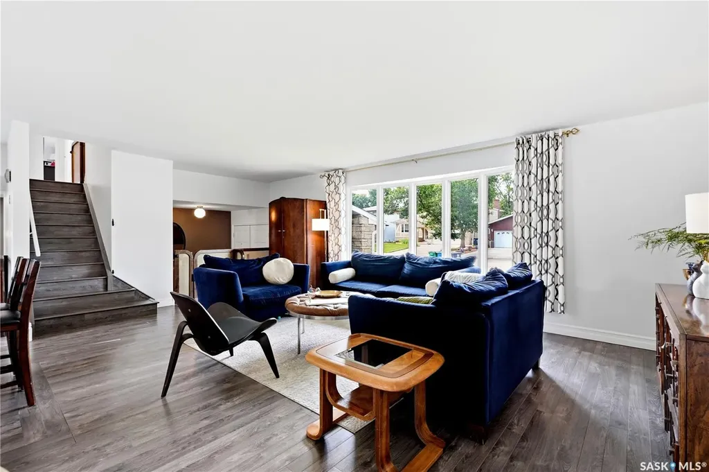 346 Highbury Terrace Saskatoon SK S7H 4X8