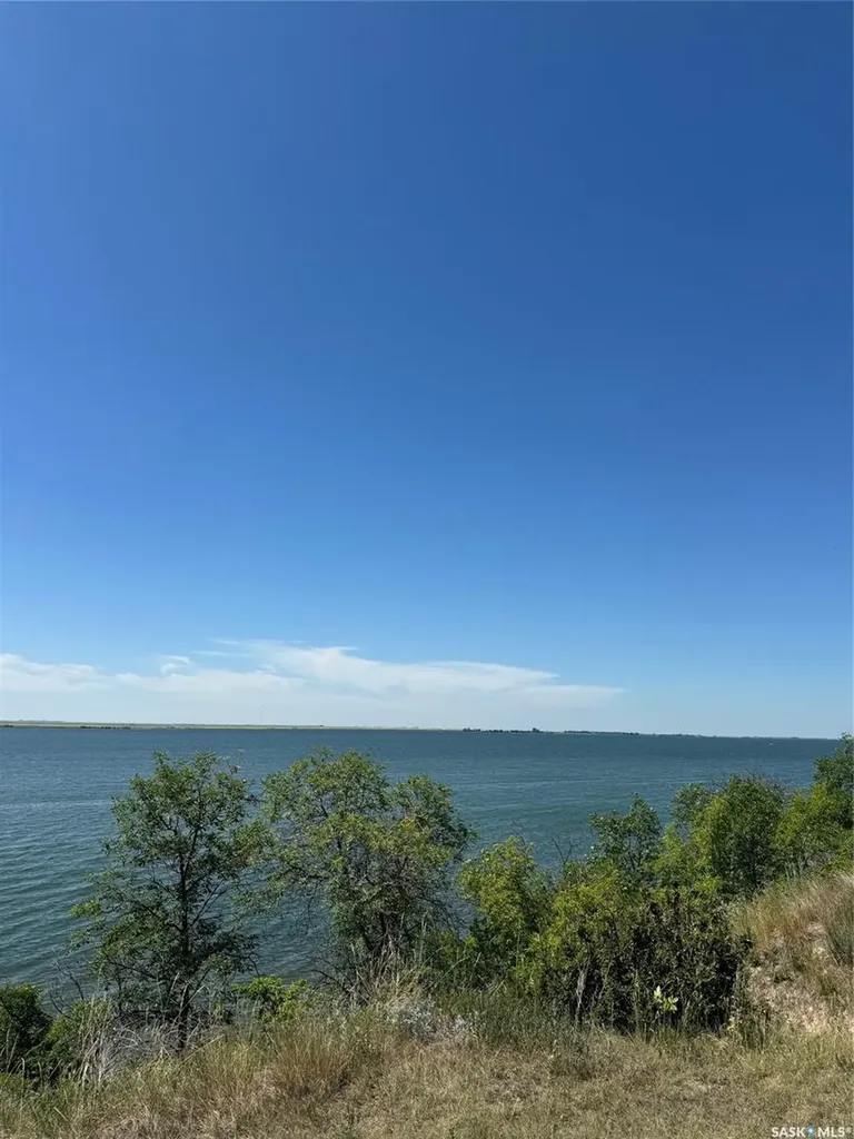 3 Marina Drive Island View SK S0G 1C0