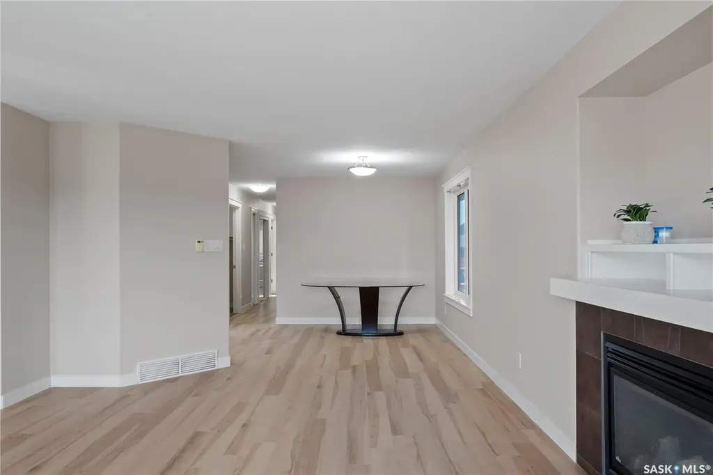 5220 Aerial Crescent Regina SK S4W 0C8