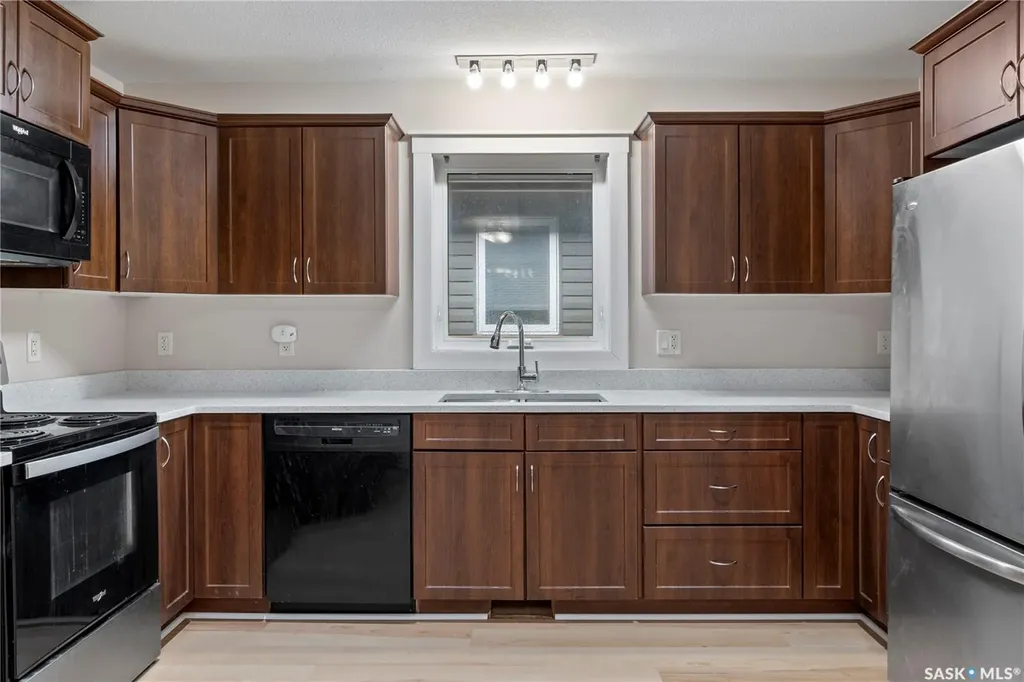 5220 Aerial Crescent Regina SK S4W 0C8