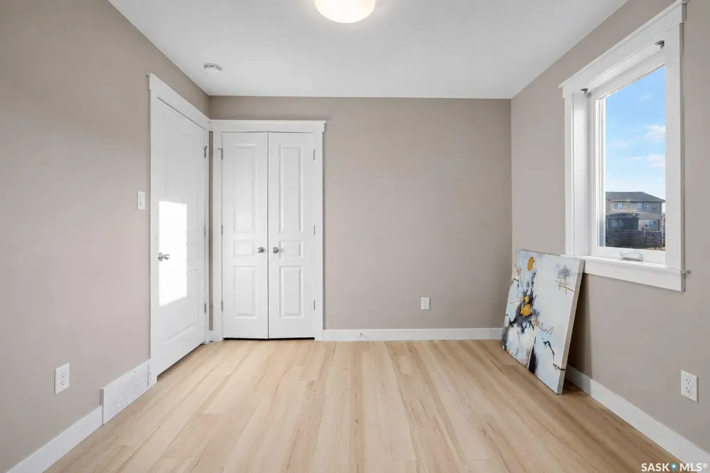 5220 Aerial Crescent Regina SK S4W 0C8