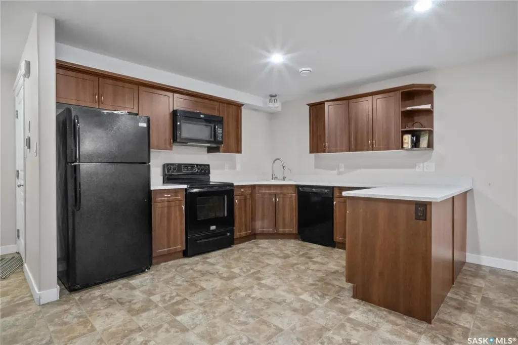 5220 Aerial Crescent Regina SK S4W 0C8