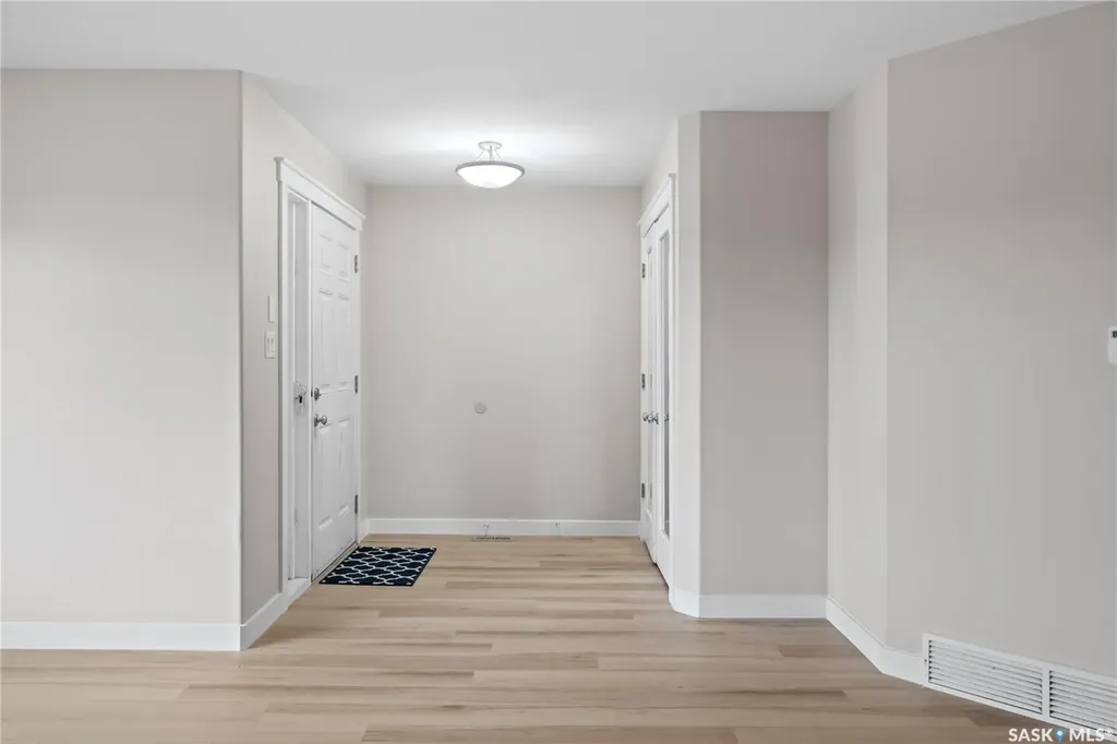 5220 Aerial Crescent Regina SK S4W 0C8