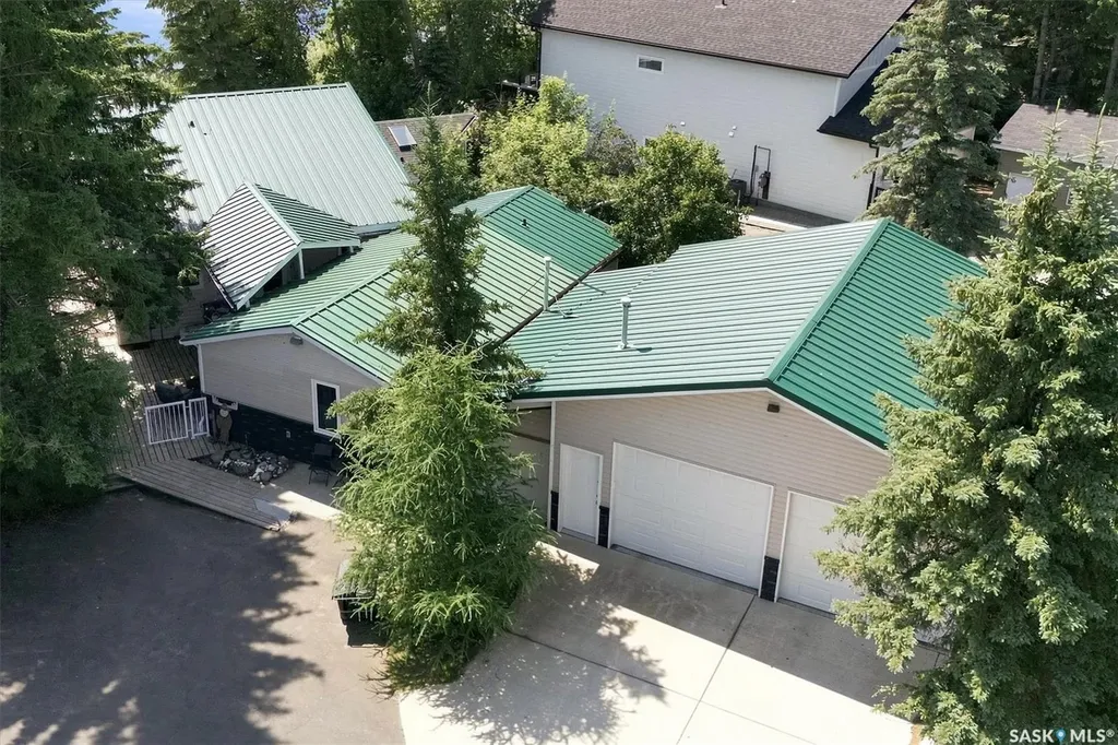 5205 Lake Address Wakaw Lake SK S0K 4P0