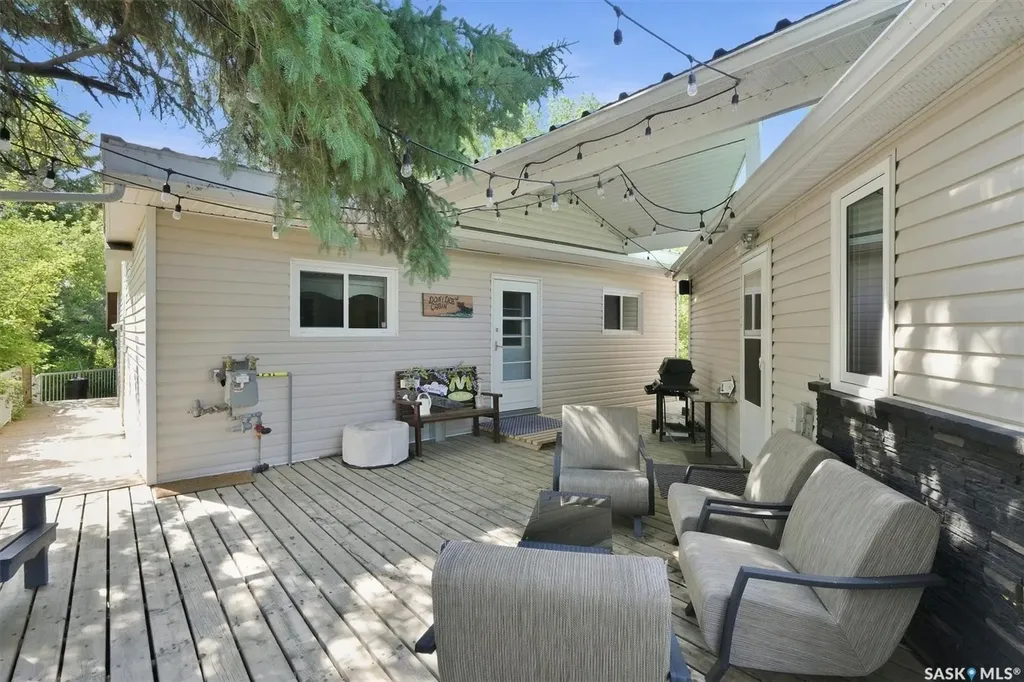 5205 Lake Address Wakaw Lake SK S0K 4P0