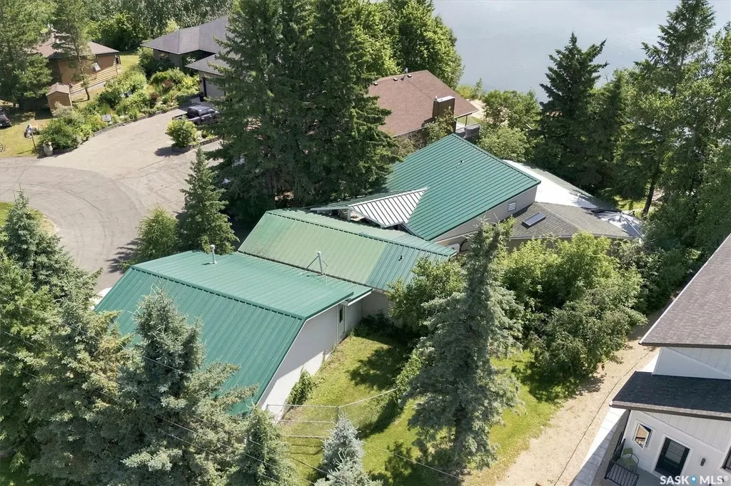 5205 Lake Address Wakaw Lake SK S0K 4P0