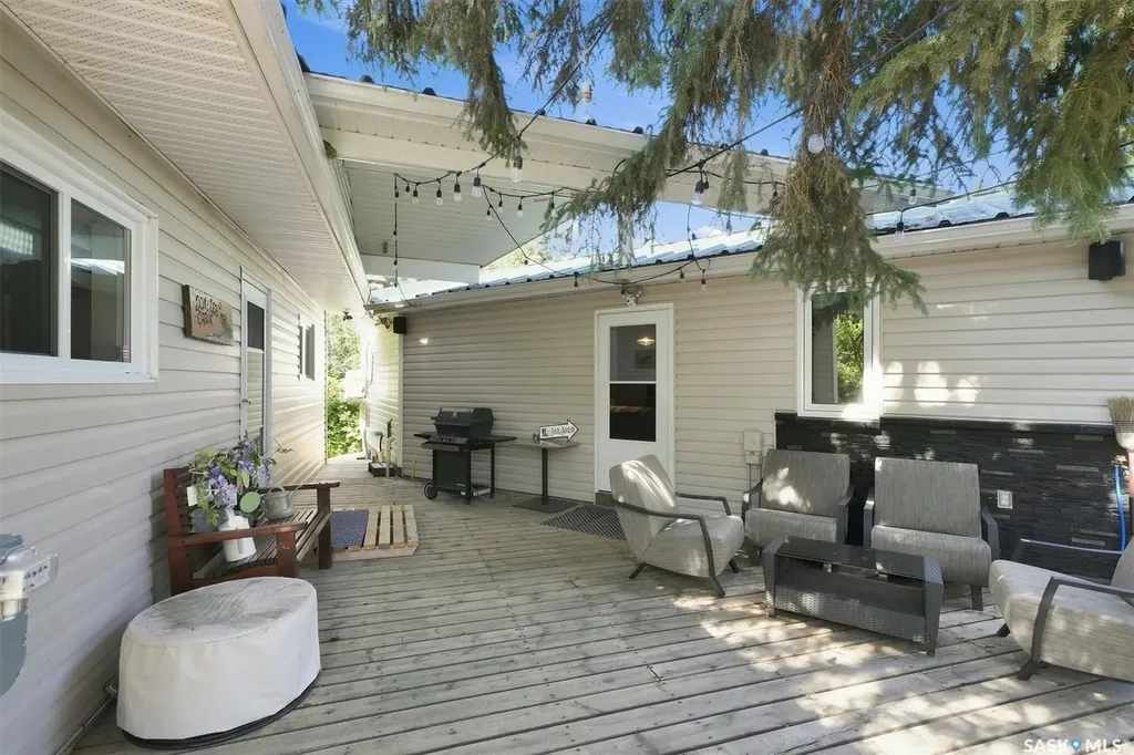 5205 Lake Address Wakaw Lake SK S0K 4P0