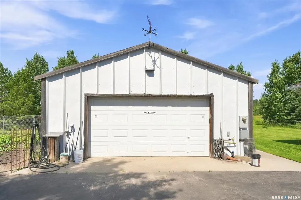 5205 Lake Address Wakaw Lake SK S0K 4P0