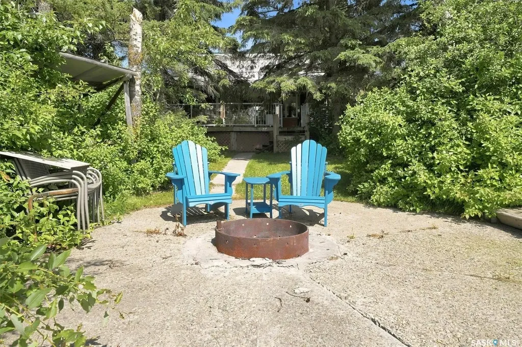 5205 Lake Address Wakaw Lake SK S0K 4P0