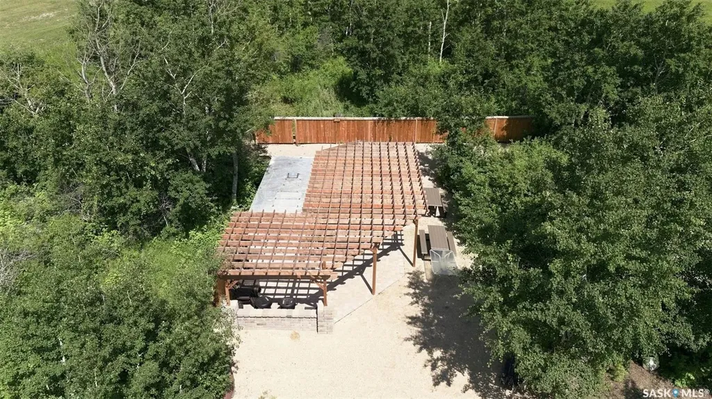 5205 Lake Address Wakaw Lake SK S0K 4P0