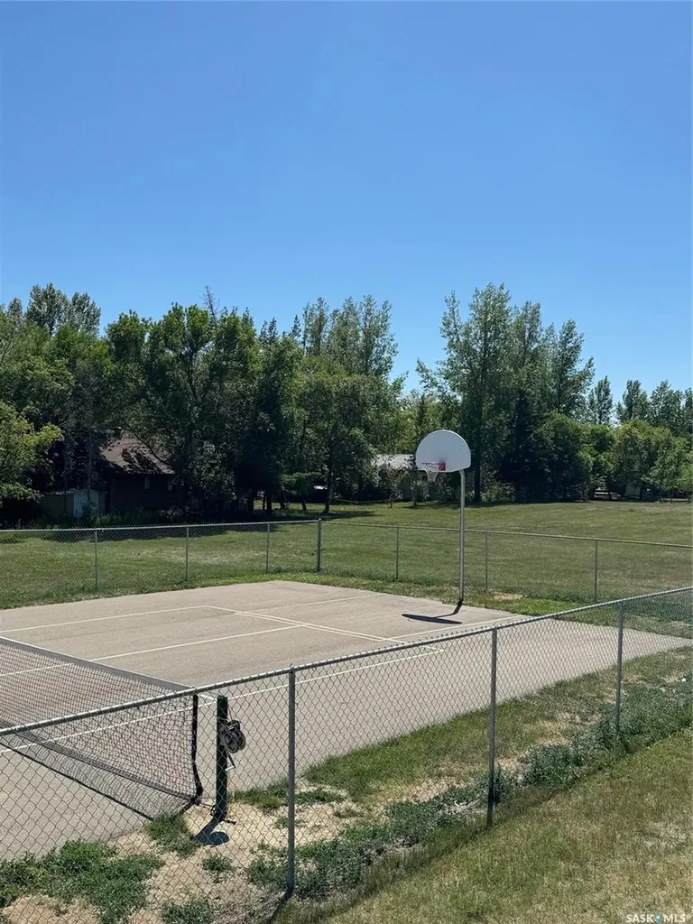 6 Marina Drive Island View SK S0G 1C0